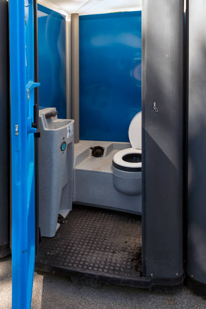 Best Portable restroom trailer rental  in Mked Tree, AR